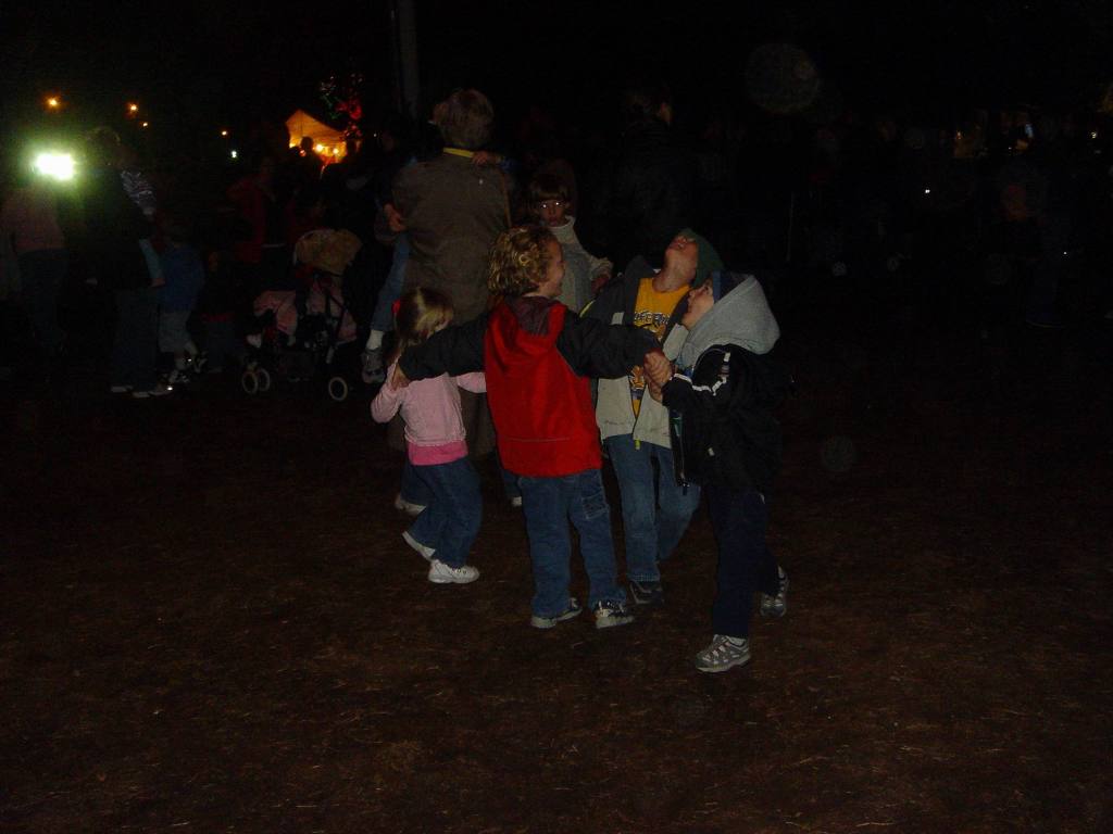 2005/12(Dec)/01(Christmas-Lights)/02(AustinTrail Lights)/1024x768_2005-12-22-11.JPG